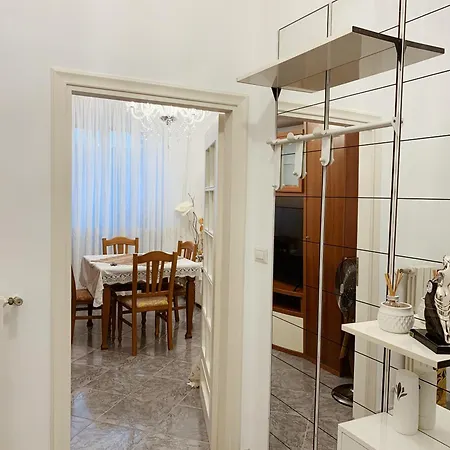 Casa Luisa Perla Tua *